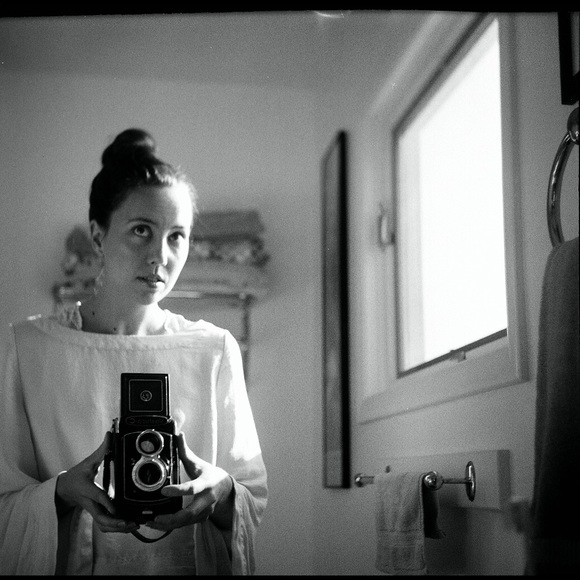 Meet your Posher, Maddi - Picture 2 of 5